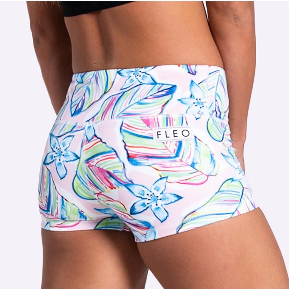 FLEO Women’s Pink Floral Active Shorts